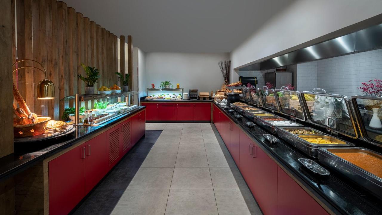 Hotel Ibis Malik Road 3*