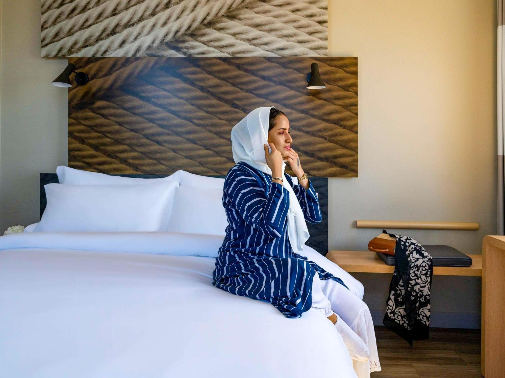 Ibis Malik Road Hotel 3*