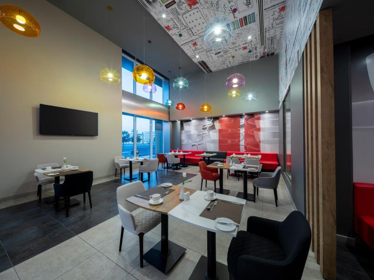 Ibis Malik Road Hotel 3*