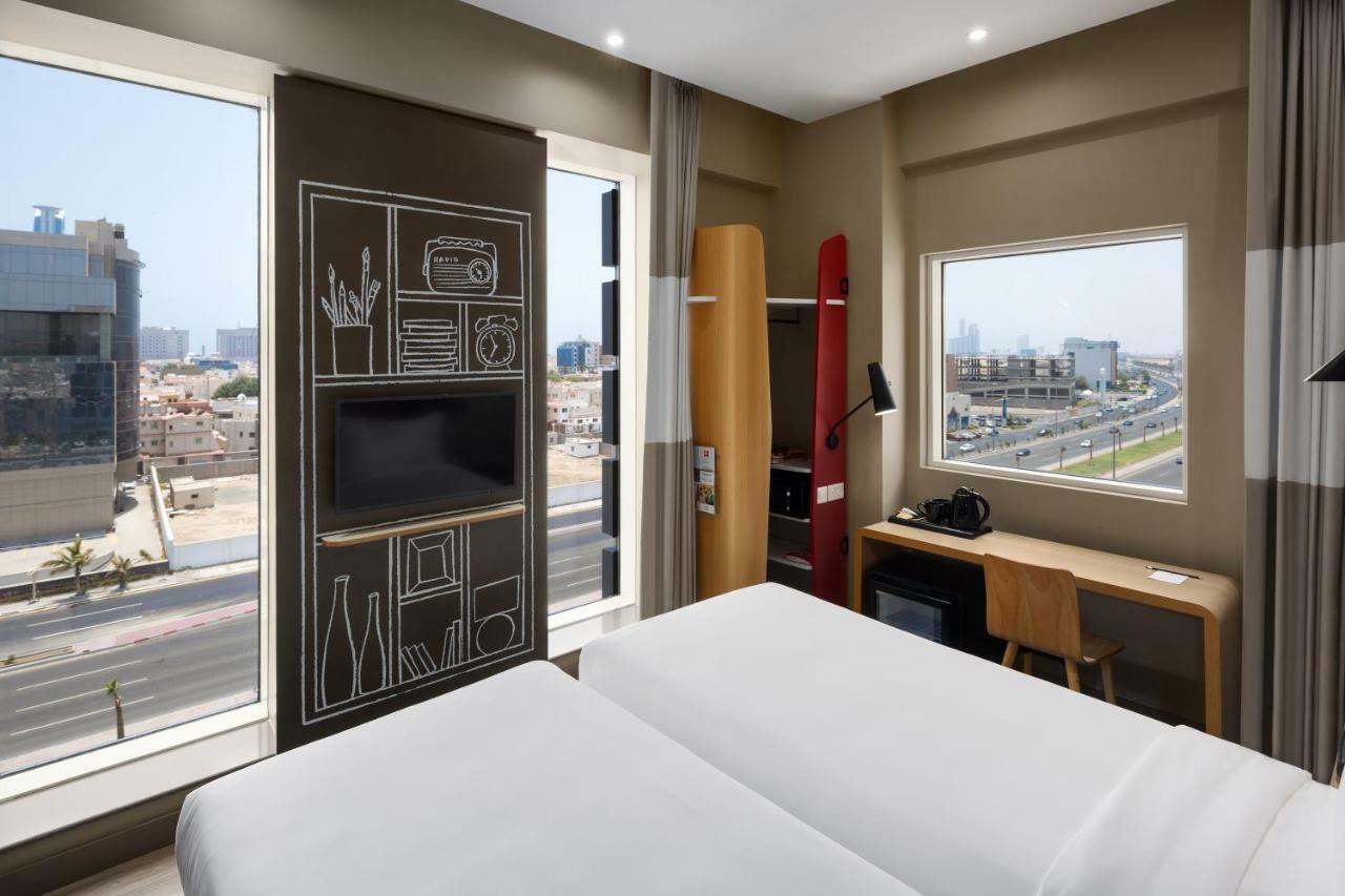 Ibis Malik Road Hotel